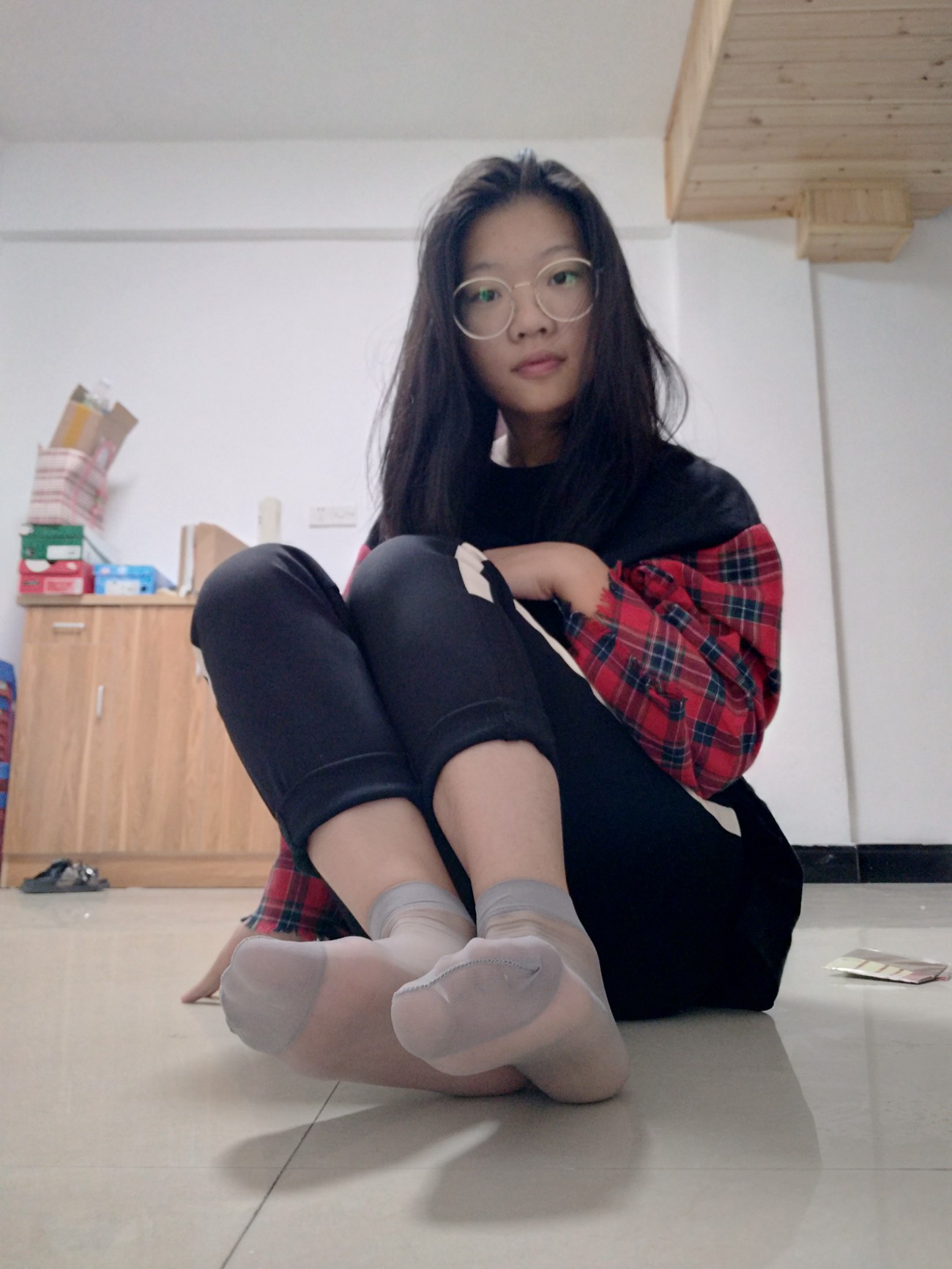 图片[37]-学妹校园寝室短丝系列006期 洪婷婷[83P] – 速更版-美库