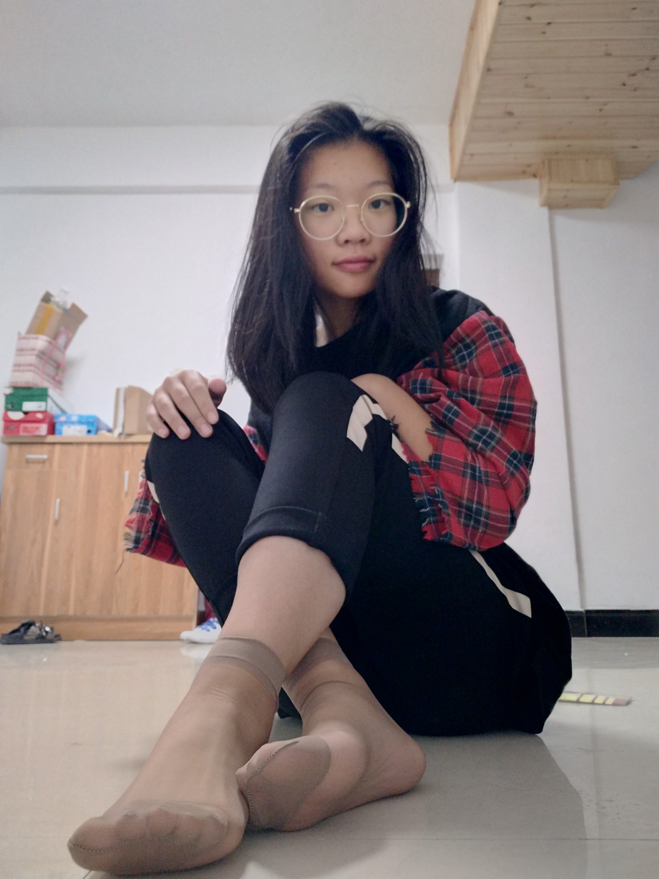 图片[42]-学妹校园寝室短丝系列006期 洪婷婷[83P] – 速更版-美库