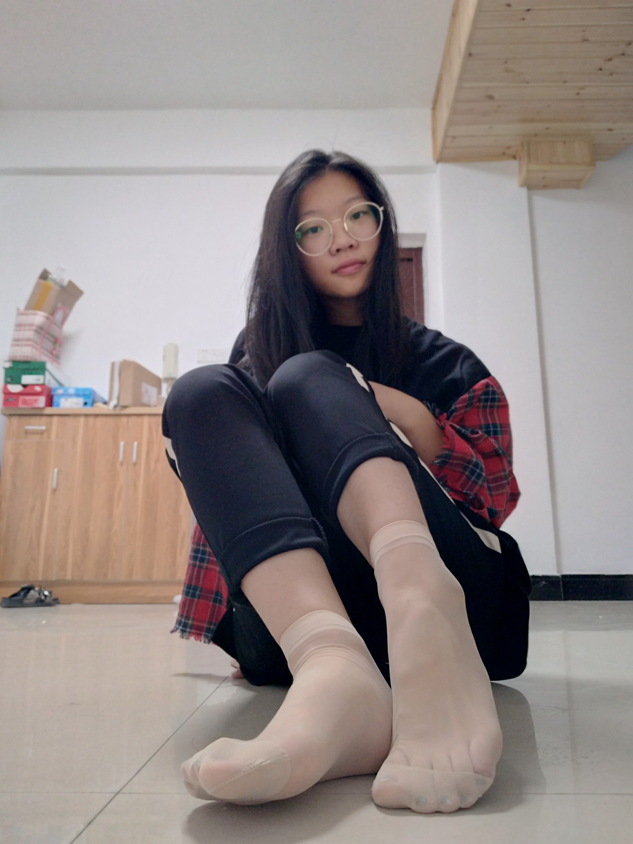 图片[57]-学妹校园寝室短丝系列006期 洪婷婷[83P] – 速更版-美库