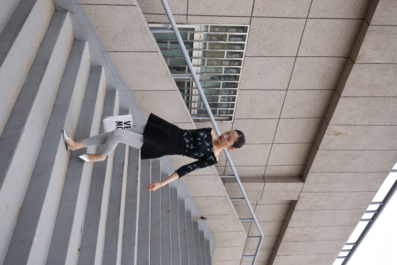 图片[11]-大西瓜爱牙膏-早期作品-Z3-6 空姐灰丝 (5)[87P] – 速更版-美库