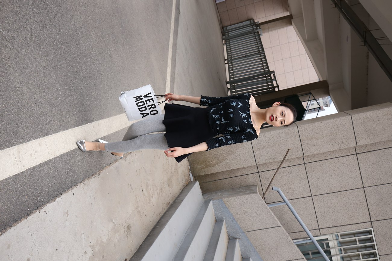 图片[16]-大西瓜爱牙膏-早期作品-Z3-6 空姐灰丝 (5)[87P] – 速更版-美库