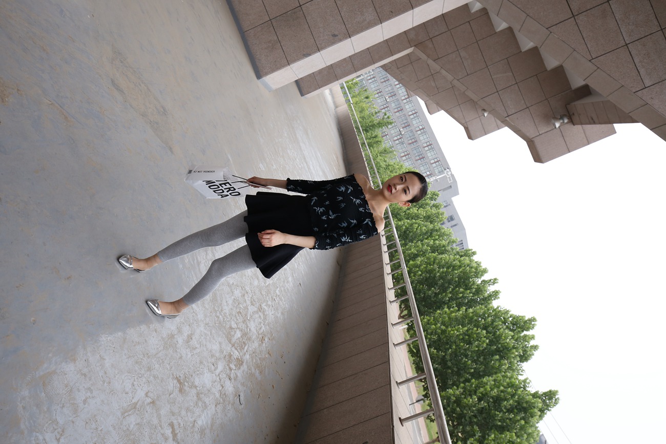 图片[61]-大西瓜爱牙膏-早期作品-Z3-6 空姐灰丝 (4)[59P] – 速更版-美库