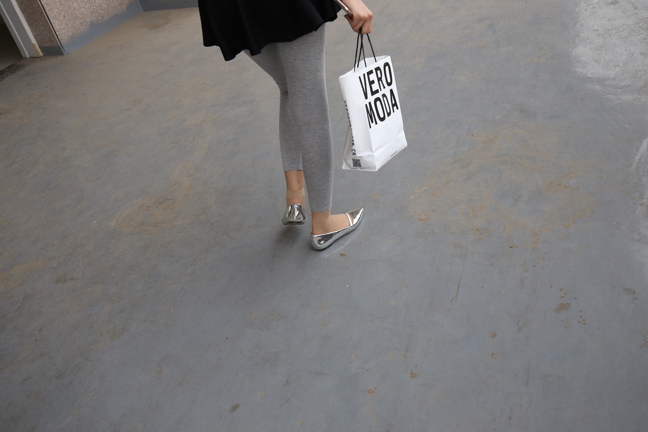 图片[73]-大西瓜爱牙膏-早期作品-Z3-6 空姐灰丝 (4)[59P] – 速更版-美库