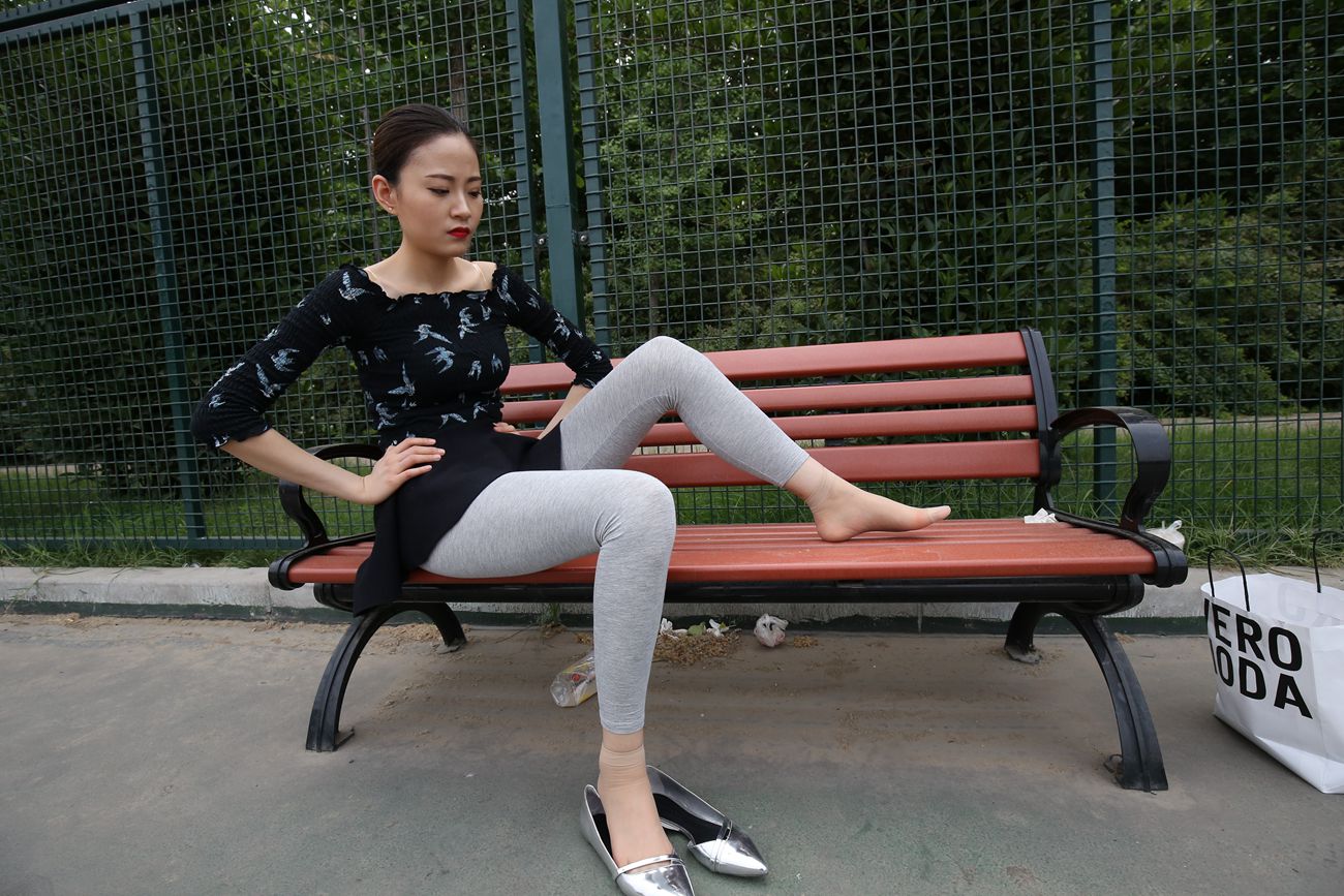 图片[71]-大西瓜爱牙膏-早期作品-Z3-6 空姐灰丝 (5)[87P] – 速更版-美库