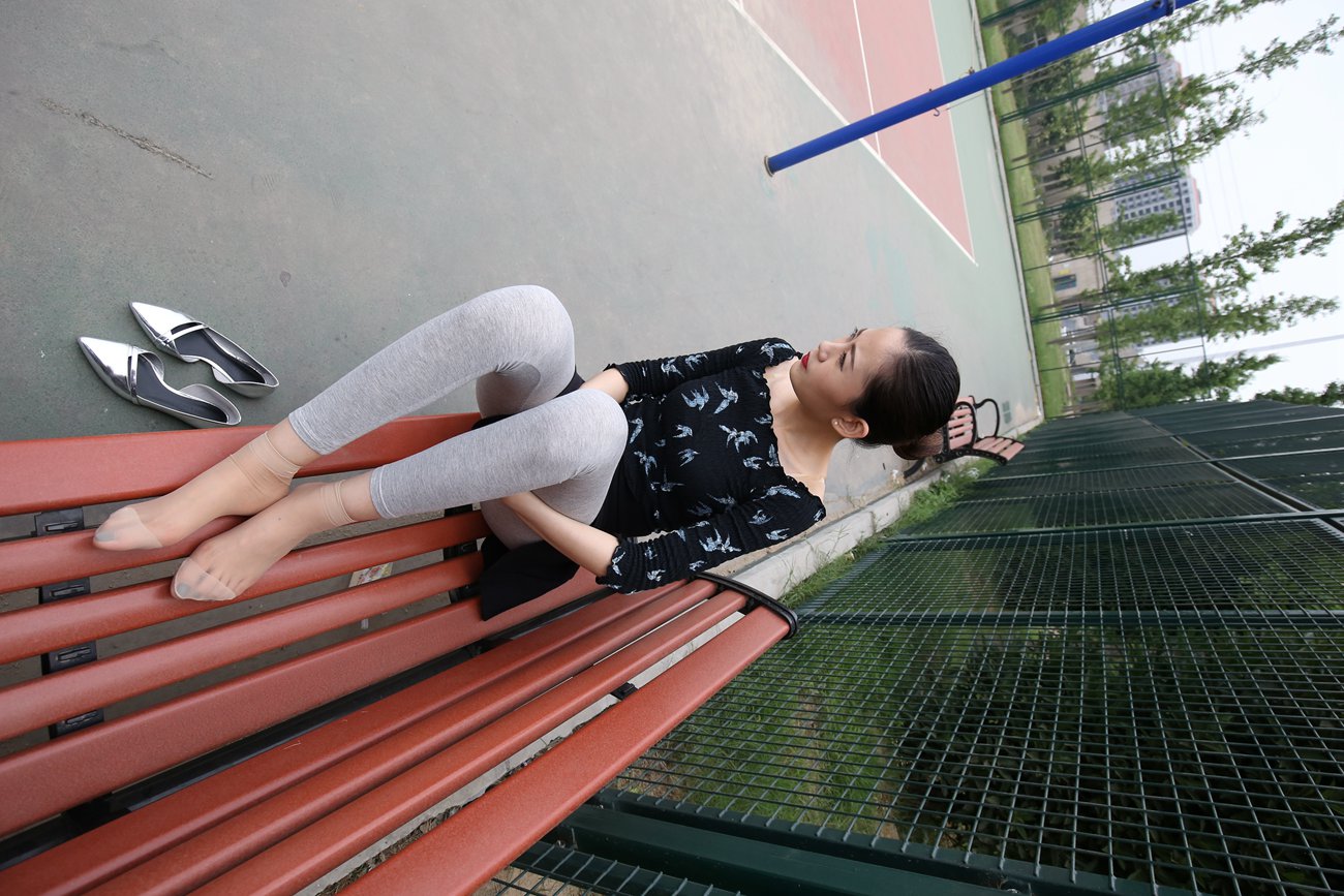 图片[82]-大西瓜爱牙膏-早期作品-Z3-6 空姐灰丝 (5)[87P] – 速更版-美库