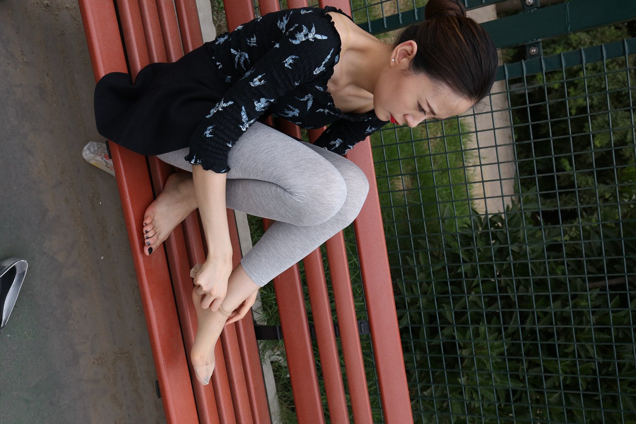 图片[135]-大西瓜爱牙膏-早期作品-Z3-6 空姐灰丝 (5)[87P] – 速更版-美库