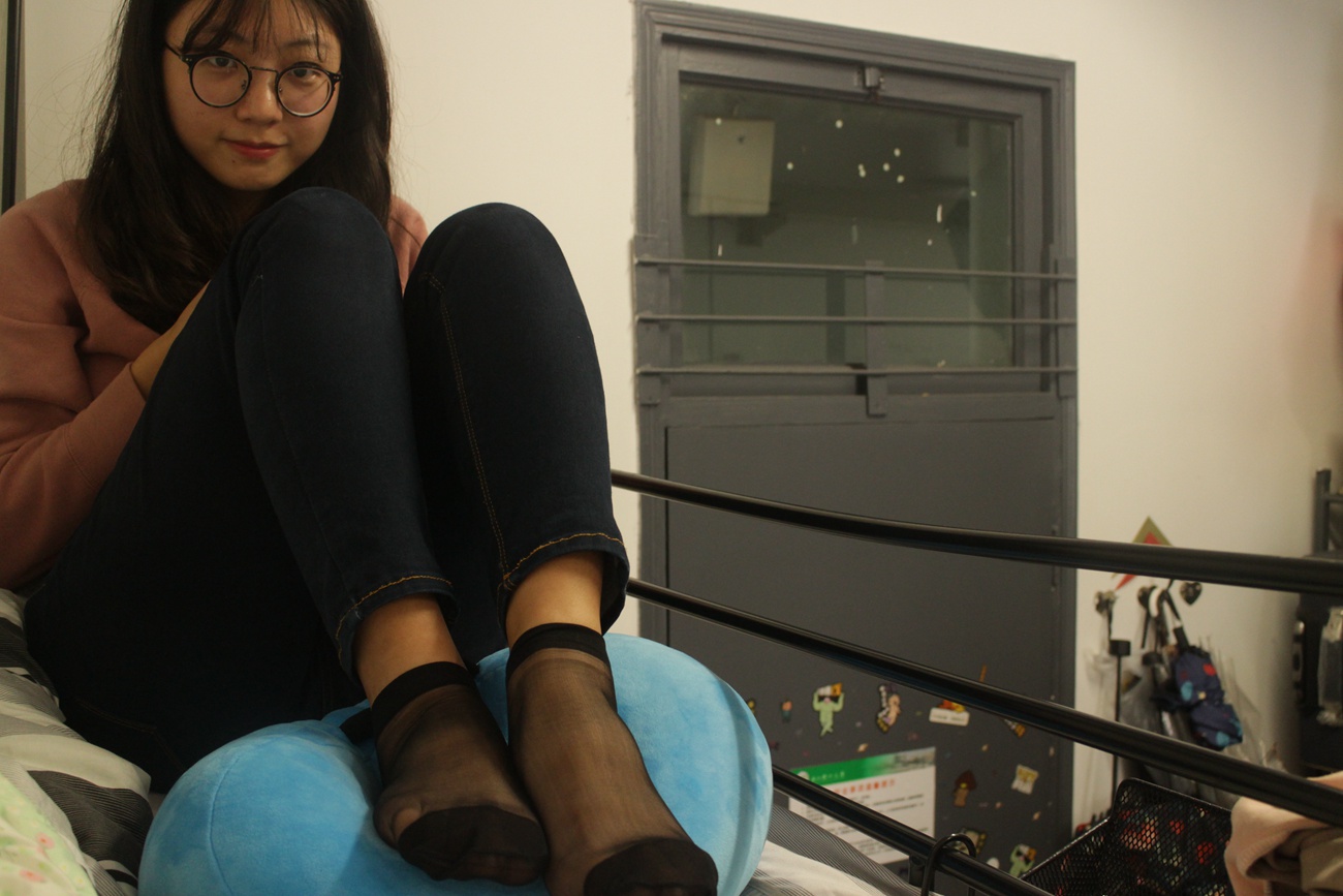 图片[21]-学妹校园寝室短丝系列007期 朱晨伊[55P] – 速更版-美库