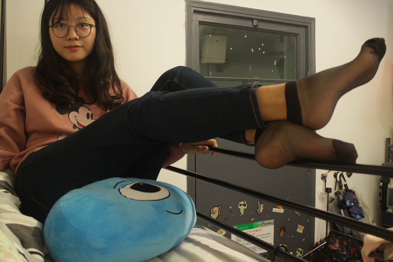 图片[22]-学妹校园寝室短丝系列007期 朱晨伊[55P] – 速更版-美库