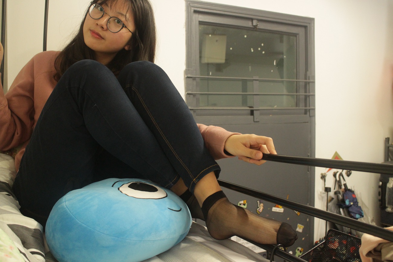 图片[23]-学妹校园寝室短丝系列007期 朱晨伊[55P] – 速更版-美库