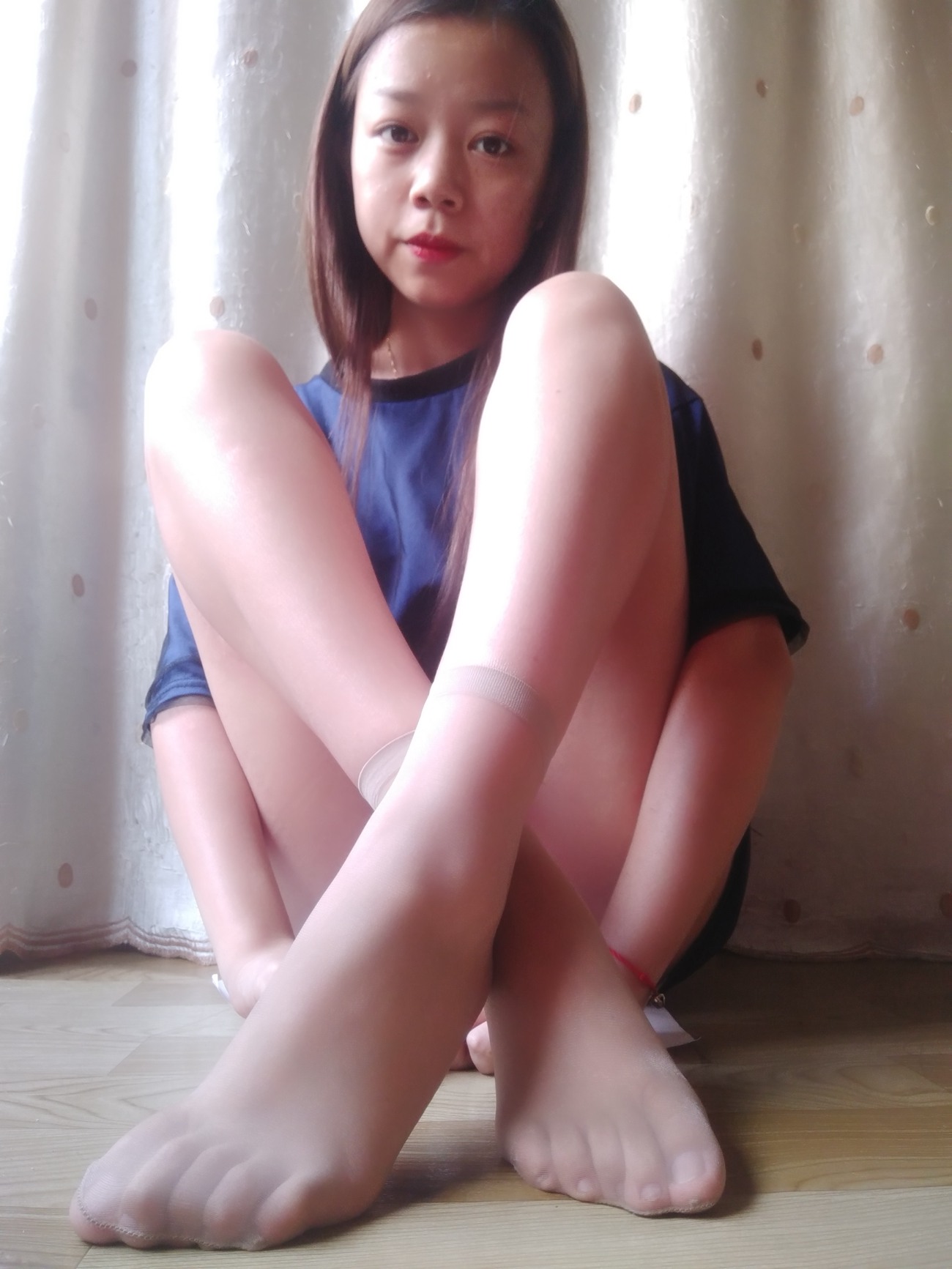 图片[28]-学妹校园寝室短丝系列008期 蕾蕾[41P] – 速更版-美库