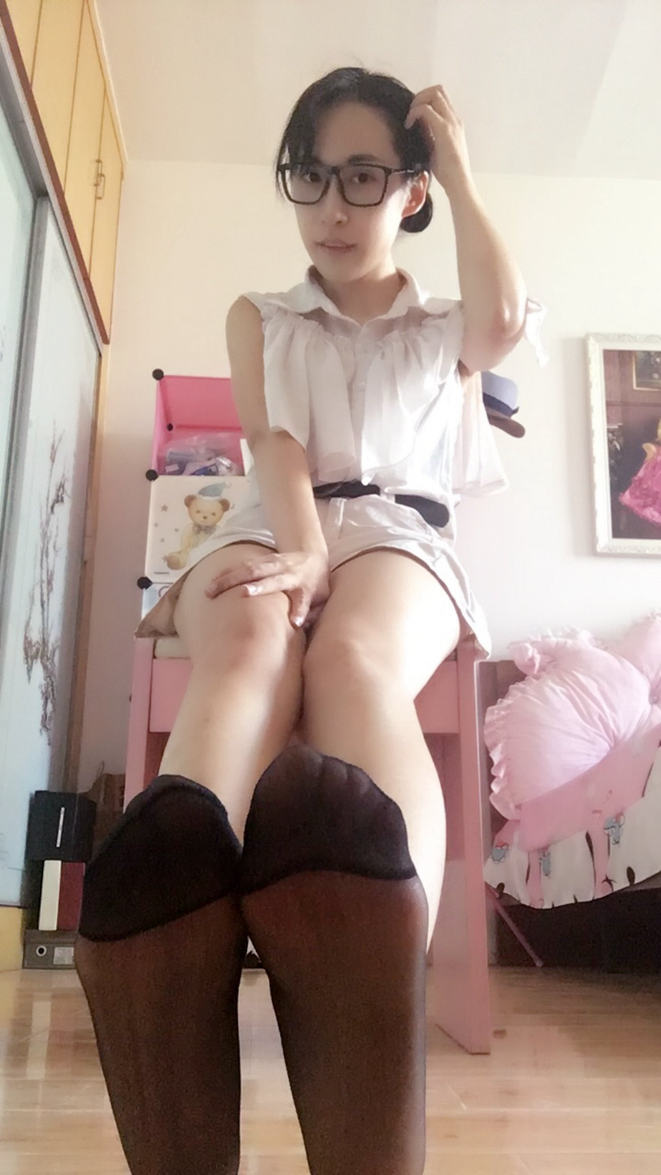 图片[40]-学妹校园寝室短丝系列008期 蕾蕾[41P] – 速更版-美库