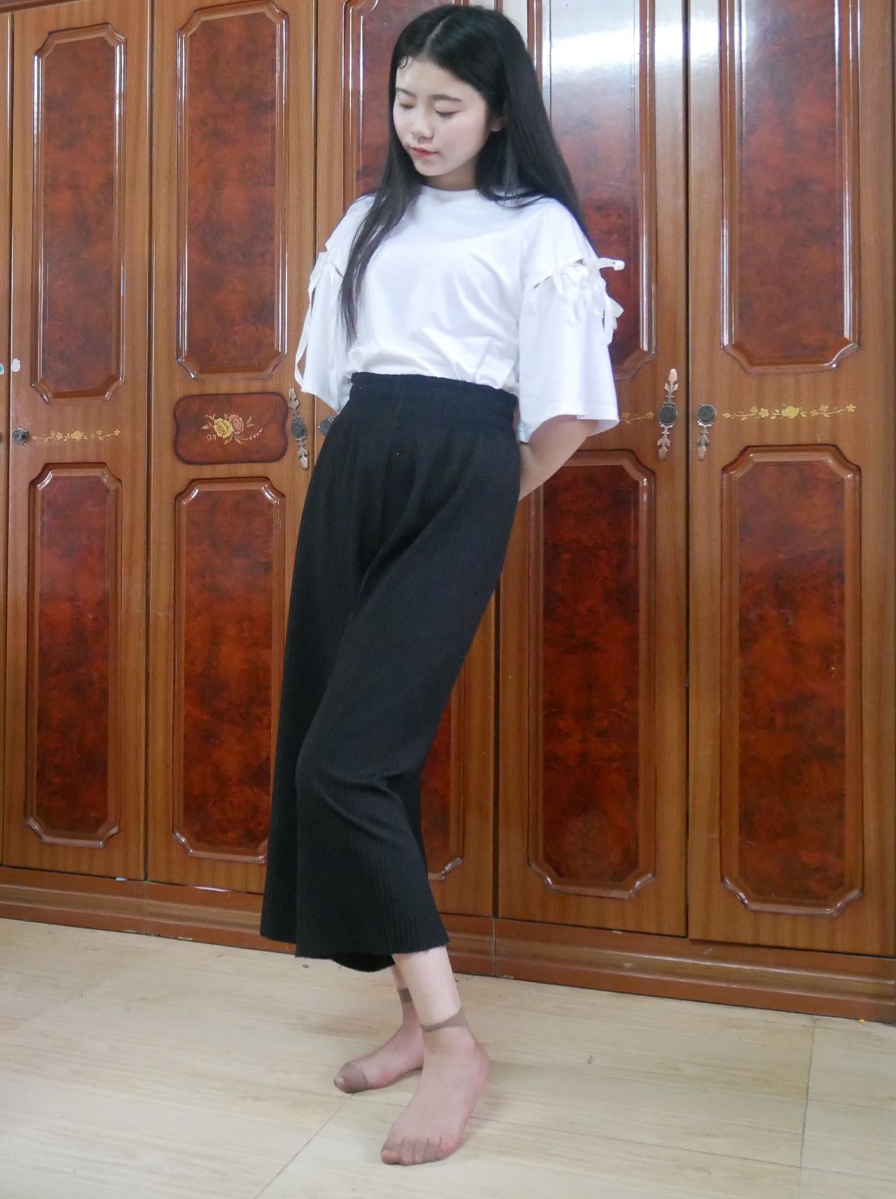 图片[98]-学妹校园寝室短丝系列009期 曹颖[112P] – 速更版-美库