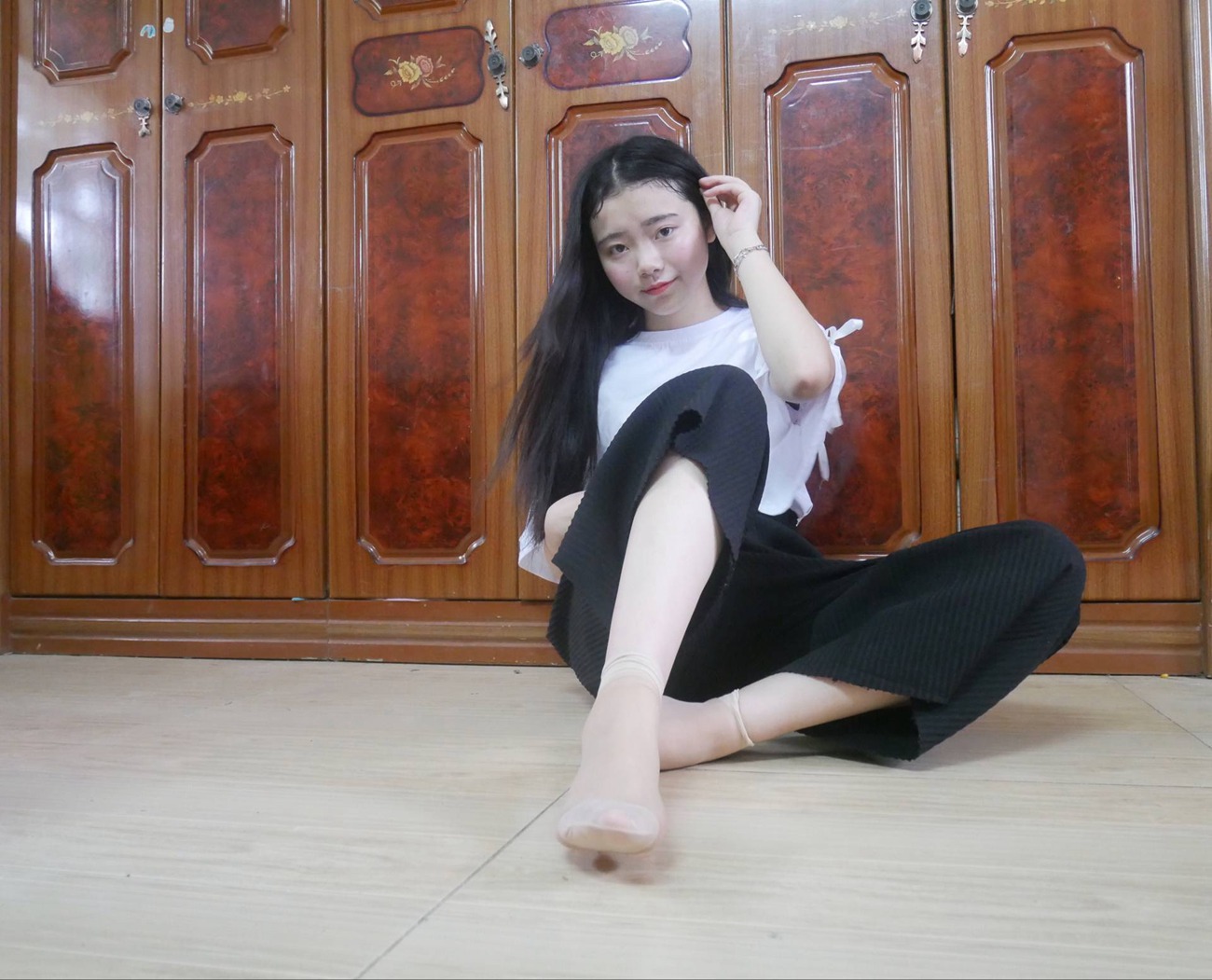 图片[114]-学妹校园寝室短丝系列009期 曹颖[112P] – 速更版-美库