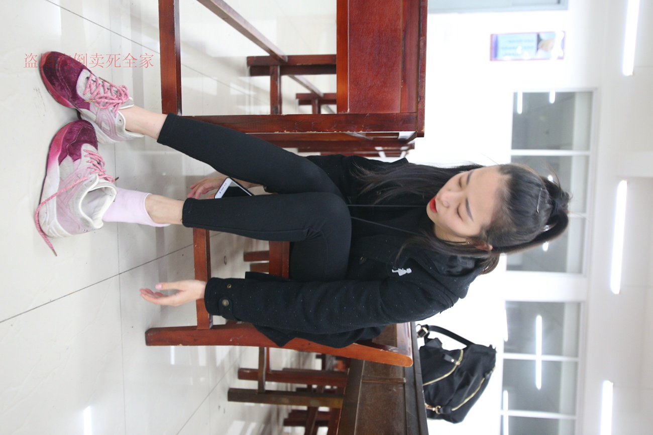 图片[26]-大西瓜爱牙膏-早期作品-Z4-3 短丝+裸足 (1) [136P] – 速更版-美库