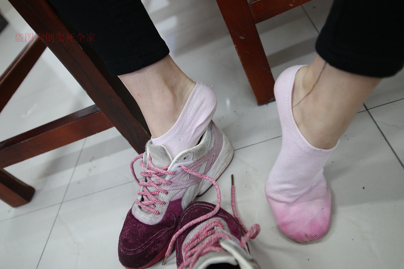 图片[34]-大西瓜爱牙膏-早期作品-Z4-3 短丝+裸足 (1) [136P] – 速更版-美库