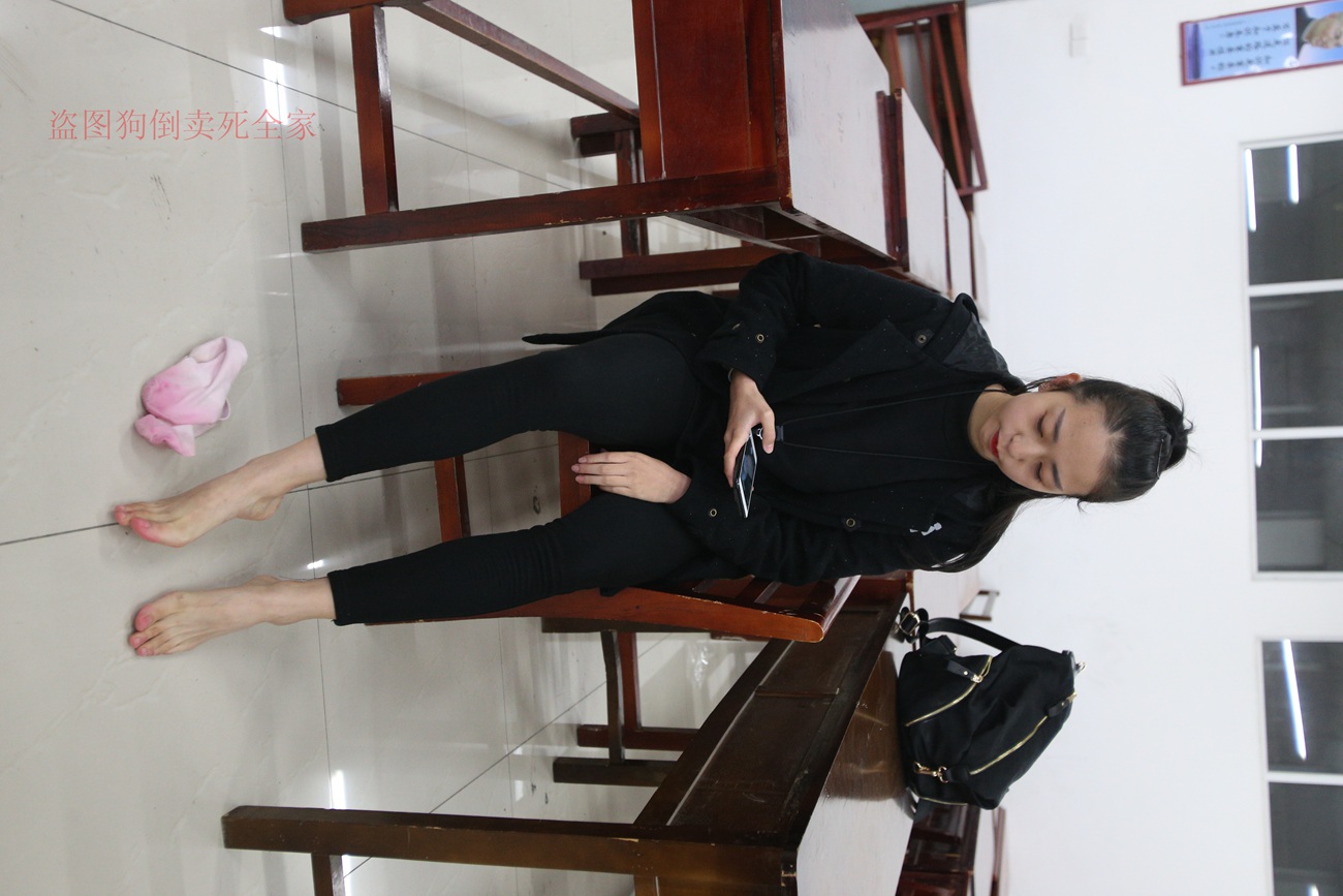 图片[46]-大西瓜爱牙膏-早期作品-Z4-3 短丝+裸足 (1) [136P] – 速更版-美库