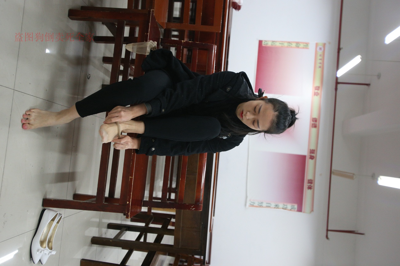 图片[51]-大西瓜爱牙膏-早期作品-Z4-3 短丝+裸足 (1) [187P] – 速更版-美库