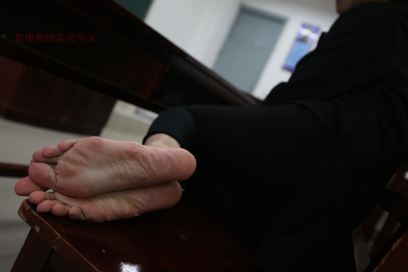 图片[68]-大西瓜爱牙膏-早期作品-Z4-3 短丝+裸足 (1) [136P] – 速更版-美库