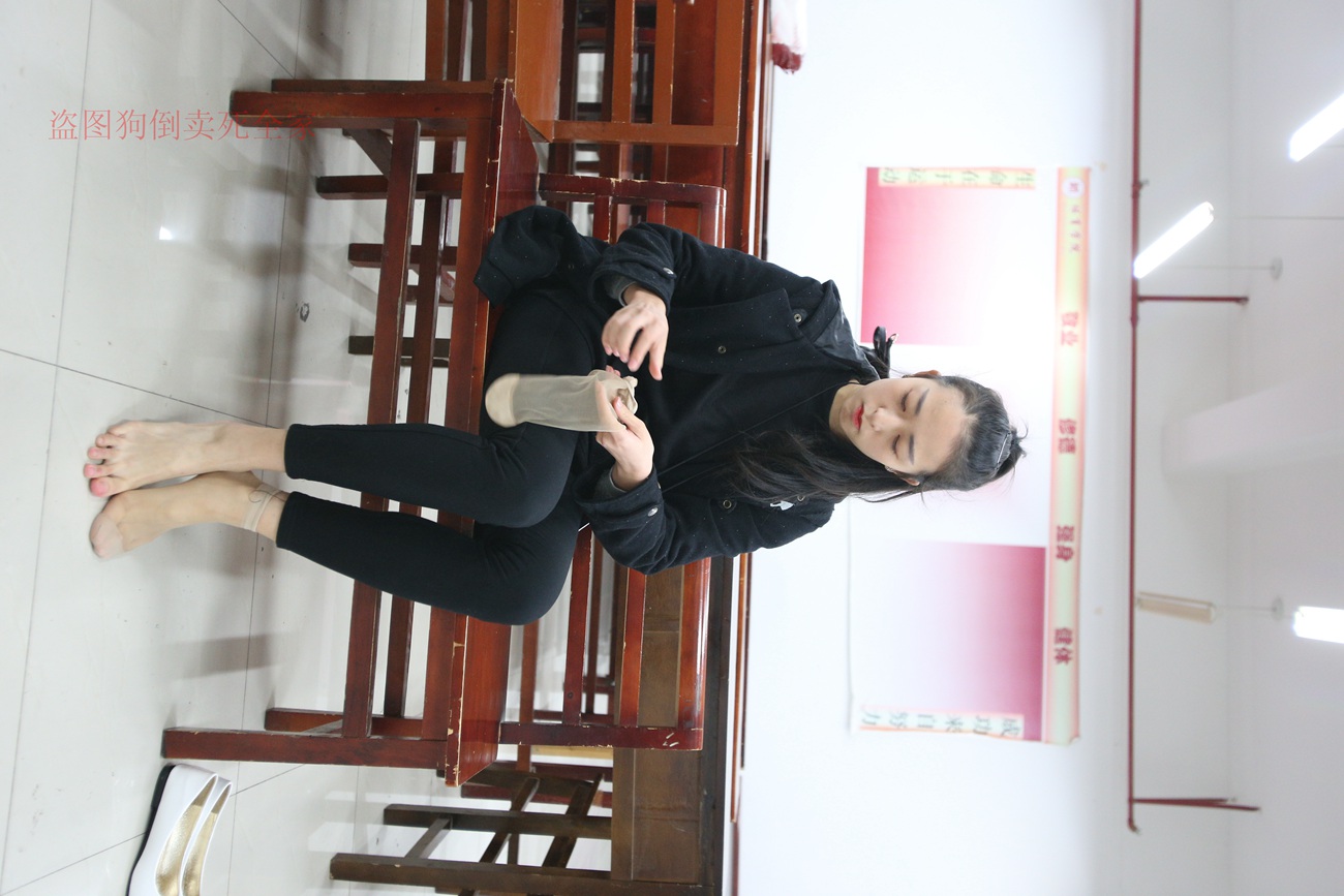 图片[56]-大西瓜爱牙膏-早期作品-Z4-3 短丝+裸足 (1) [187P] – 速更版-美库