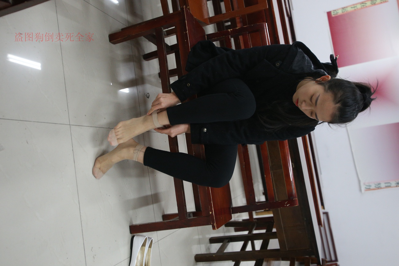 图片[61]-大西瓜爱牙膏-早期作品-Z4-3 短丝+裸足 (1) [187P] – 速更版-美库