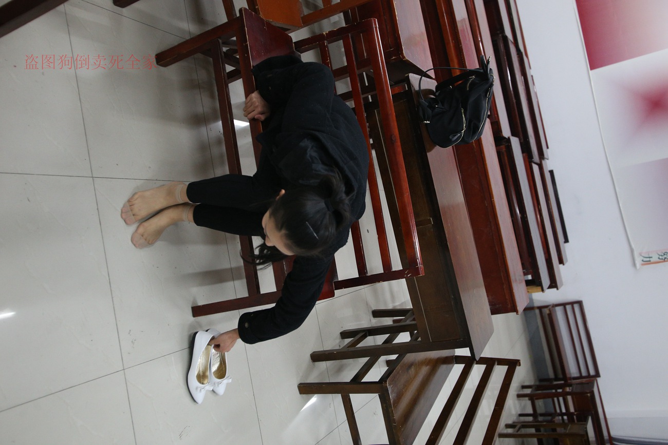 图片[65]-大西瓜爱牙膏-早期作品-Z4-3 短丝+裸足 (1) [187P] – 速更版-美库