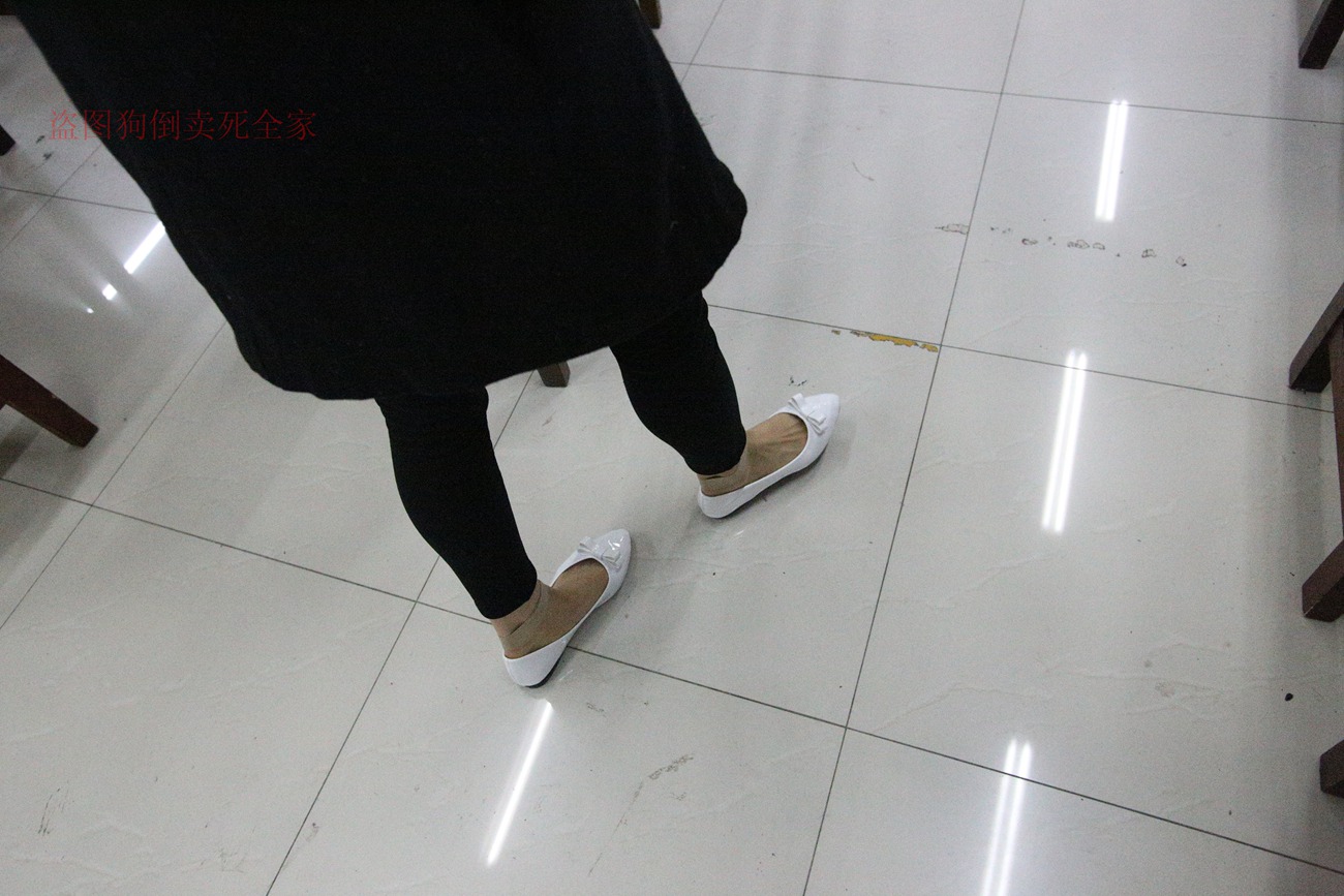 图片[81]-大西瓜爱牙膏-早期作品-Z4-3 短丝+裸足 (1) [187P] – 速更版-美库