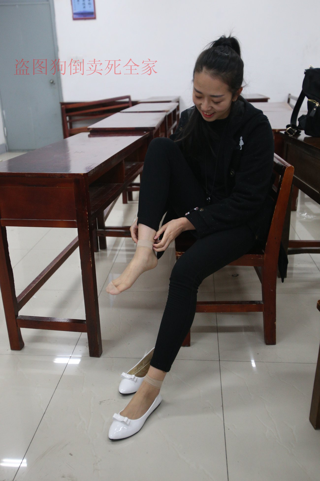 图片[100]-大西瓜爱牙膏-早期作品-Z4-3 短丝+裸足 (1) [136P] – 速更版-美库