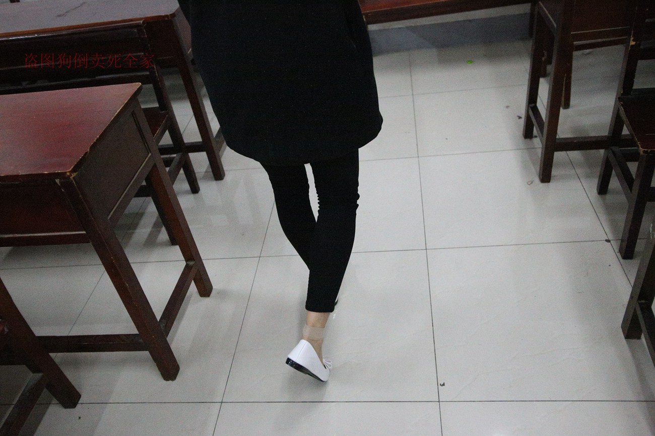 图片[87]-大西瓜爱牙膏-早期作品-Z4-3 短丝+裸足 (1) [187P] – 速更版-美库