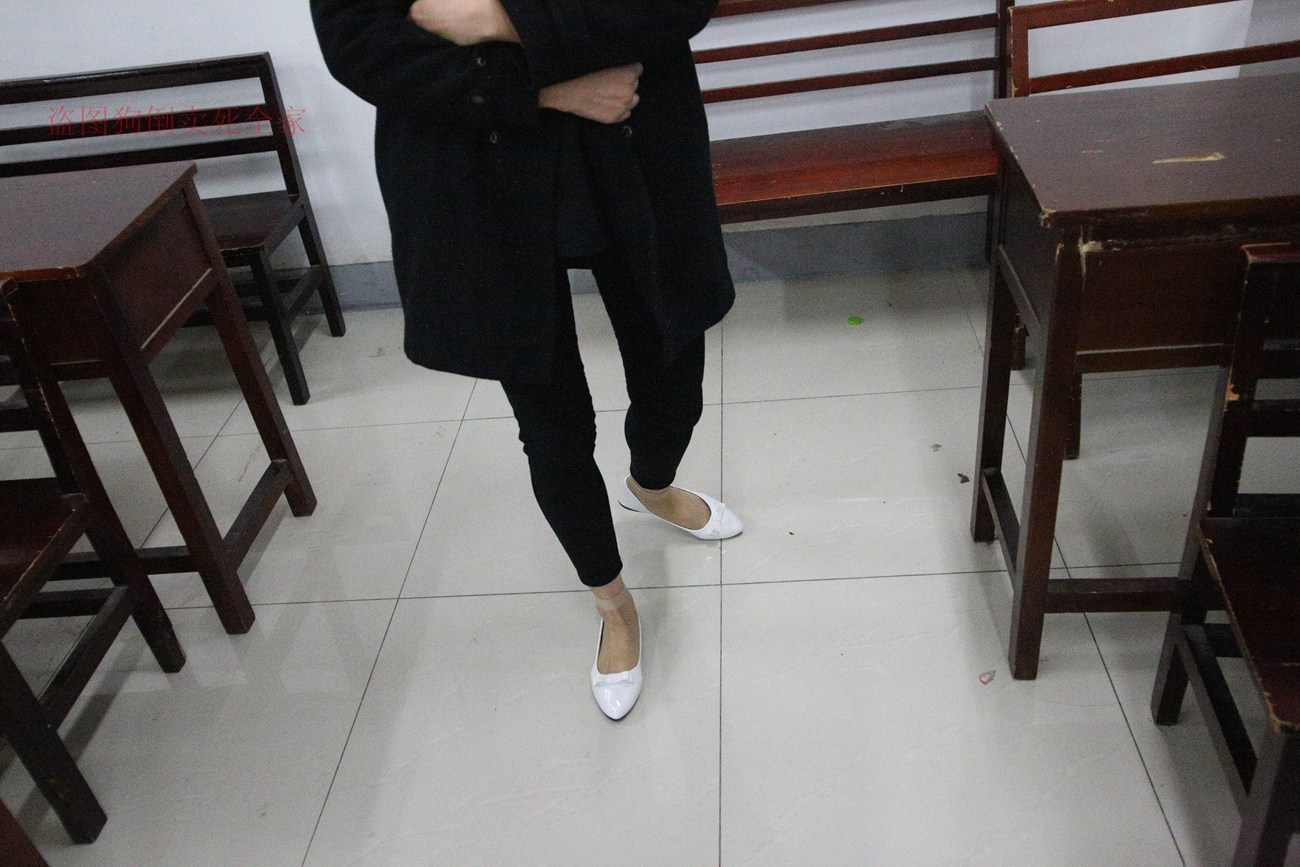 图片[88]-大西瓜爱牙膏-早期作品-Z4-3 短丝+裸足 (1) [187P] – 速更版-美库