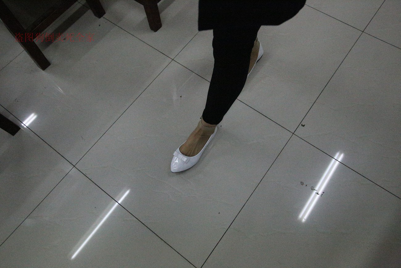 图片[89]-大西瓜爱牙膏-早期作品-Z4-3 短丝+裸足 (1) [187P] – 速更版-美库