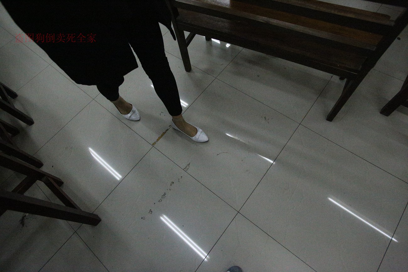 图片[102]-大西瓜爱牙膏-早期作品-Z4-3 短丝+裸足 (1) [187P] – 速更版-美库