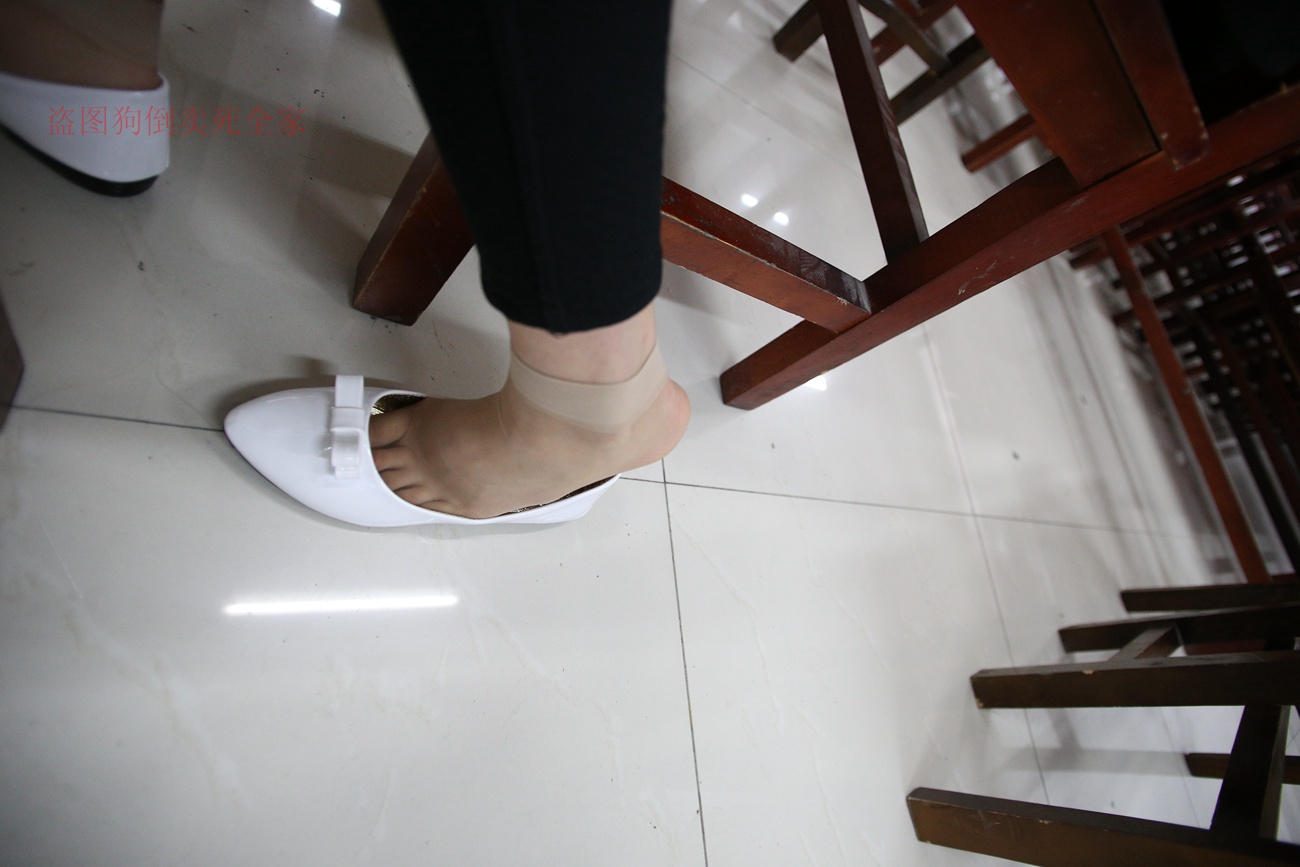 图片[123]-大西瓜爱牙膏-早期作品-Z4-3 短丝+裸足 (1) [136P] – 速更版-美库