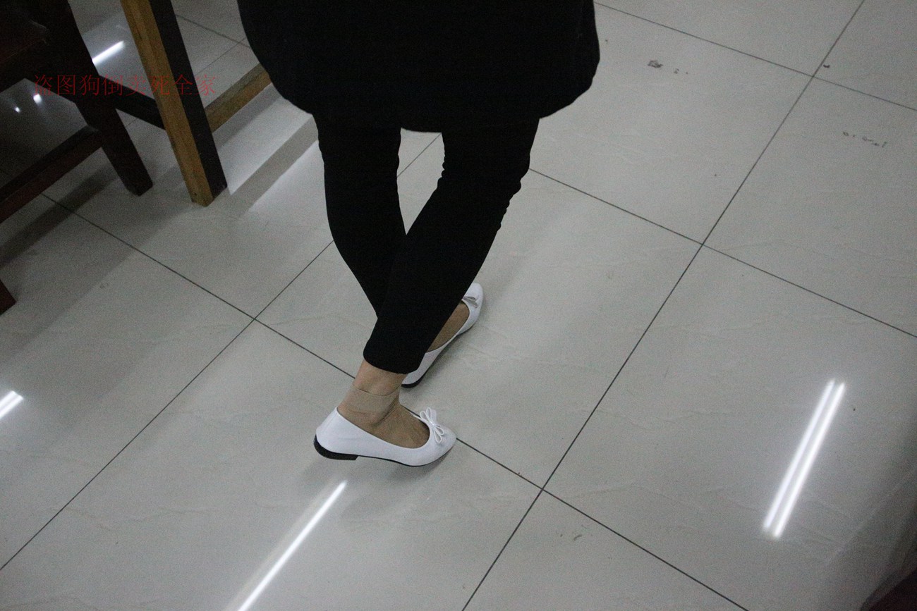 图片[104]-大西瓜爱牙膏-早期作品-Z4-3 短丝+裸足 (1) [187P] – 速更版-美库