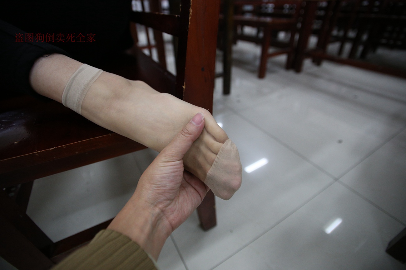 图片[113]-大西瓜爱牙膏-早期作品-Z4-3 短丝+裸足 (1) [187P] – 速更版-美库