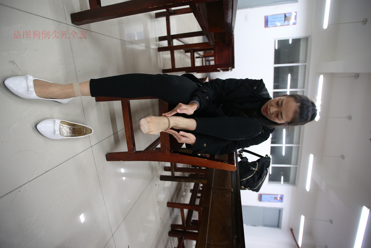 图片[116]-大西瓜爱牙膏-早期作品-Z4-3 短丝+裸足 (1) [187P] – 速更版-美库