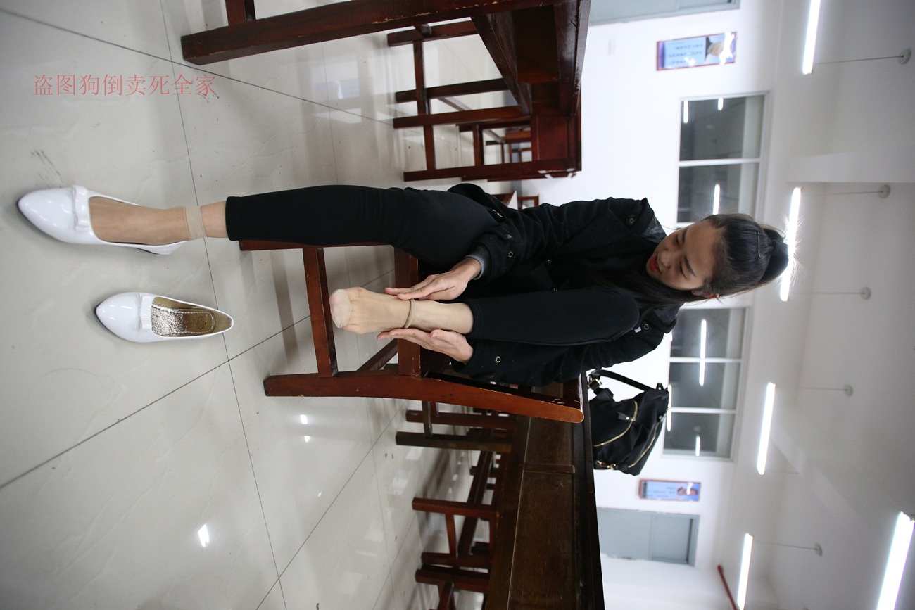 图片[115]-大西瓜爱牙膏-早期作品-Z4-3 短丝+裸足 (1) [187P] – 速更版-美库