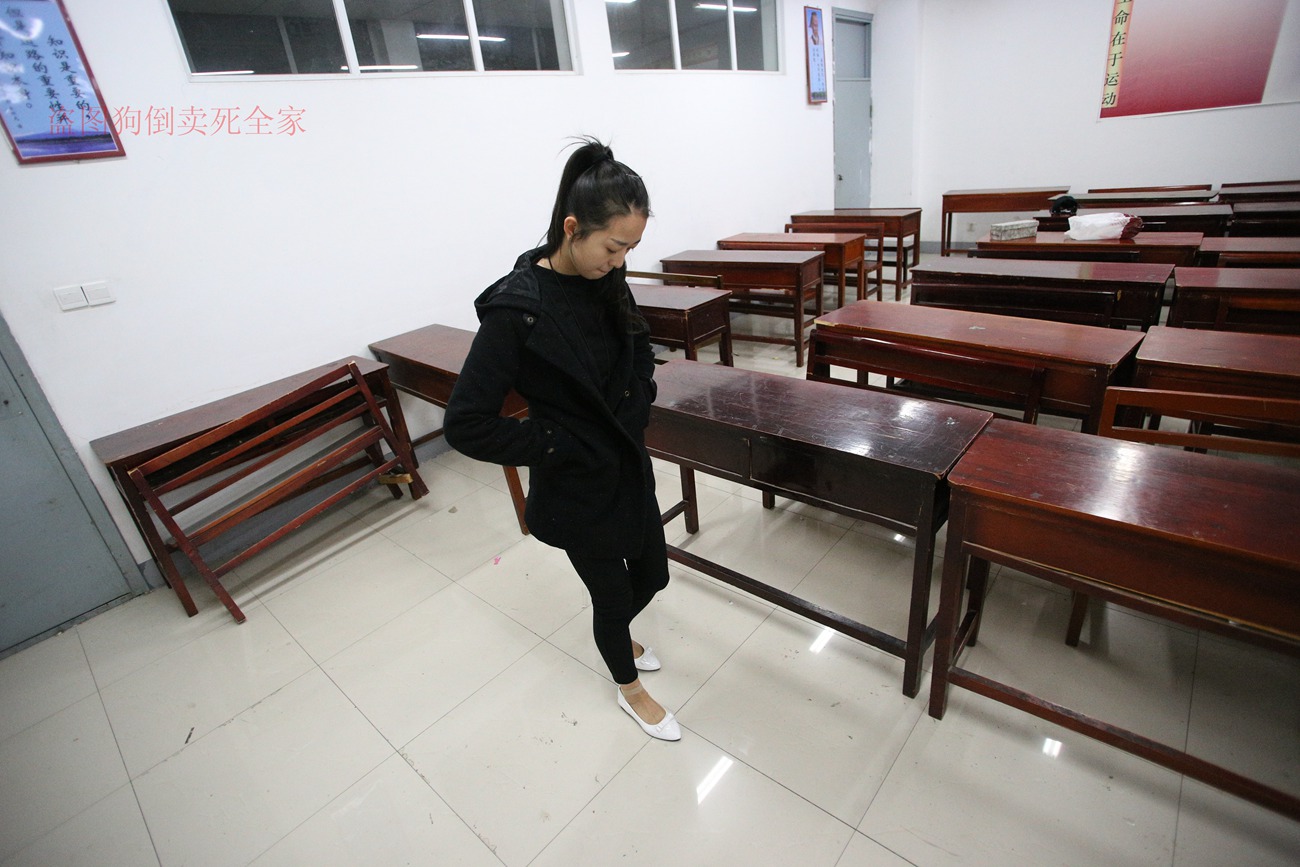 图片[126]-大西瓜爱牙膏-早期作品-Z4-3 短丝+裸足 (1) [187P] – 速更版-美库