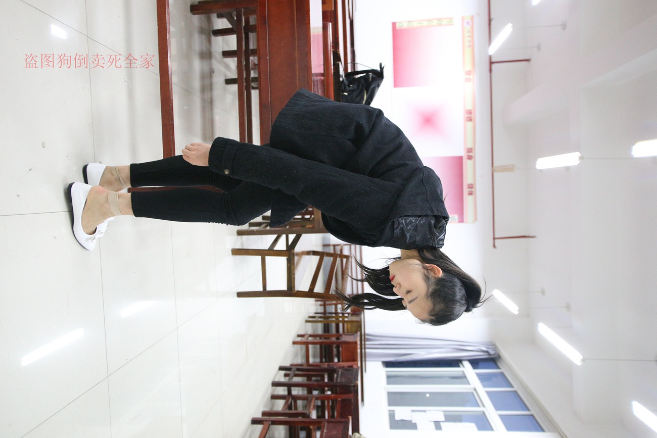 图片[142]-大西瓜爱牙膏-早期作品-Z4-3 短丝+裸足 (1) [187P] – 速更版-美库