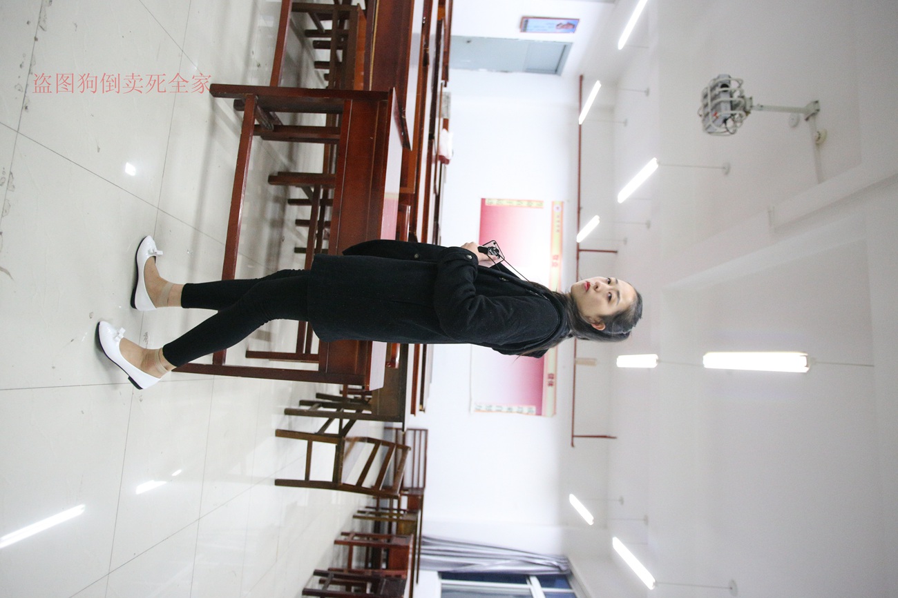 图片[145]-大西瓜爱牙膏-早期作品-Z4-3 短丝+裸足 (1) [187P] – 速更版-美库