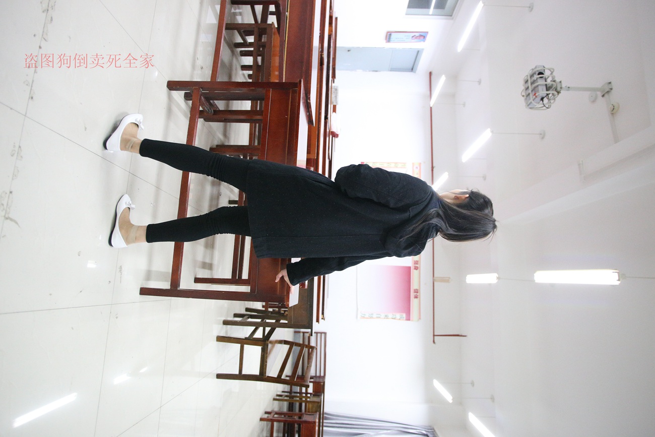 图片[151]-大西瓜爱牙膏-早期作品-Z4-3 短丝+裸足 (1) [187P] – 速更版-美库