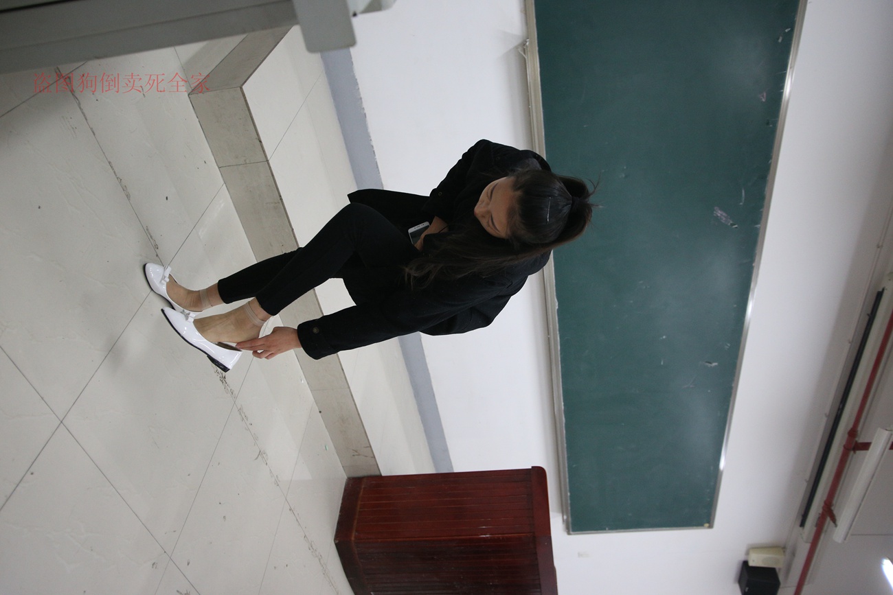 图片[176]-大西瓜爱牙膏-早期作品-Z4-3 短丝+裸足 (1) [187P] – 速更版-美库