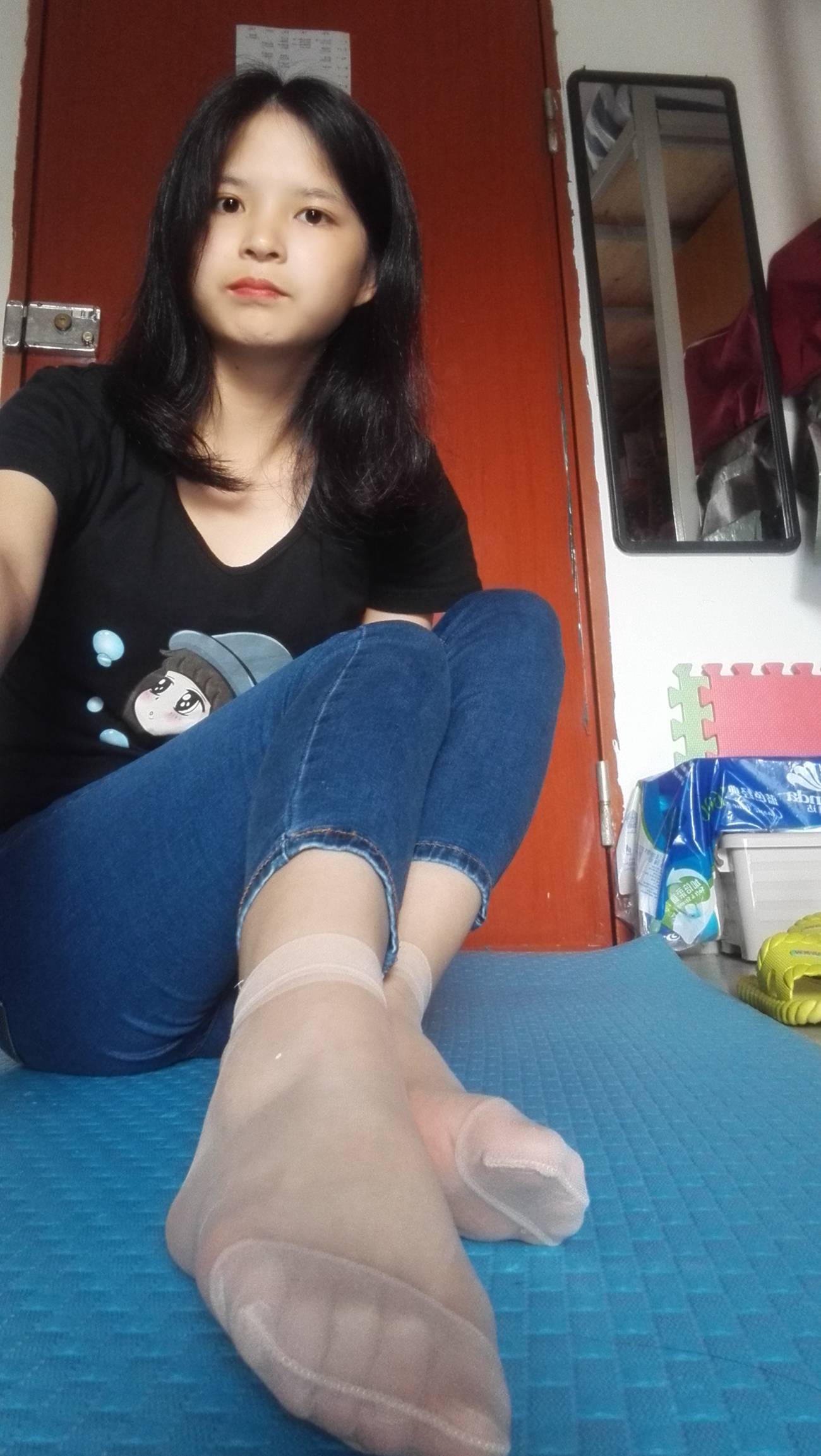 图片[23]-学妹校园寝室短丝系列011期 红萍[71P] – 速更版-美库