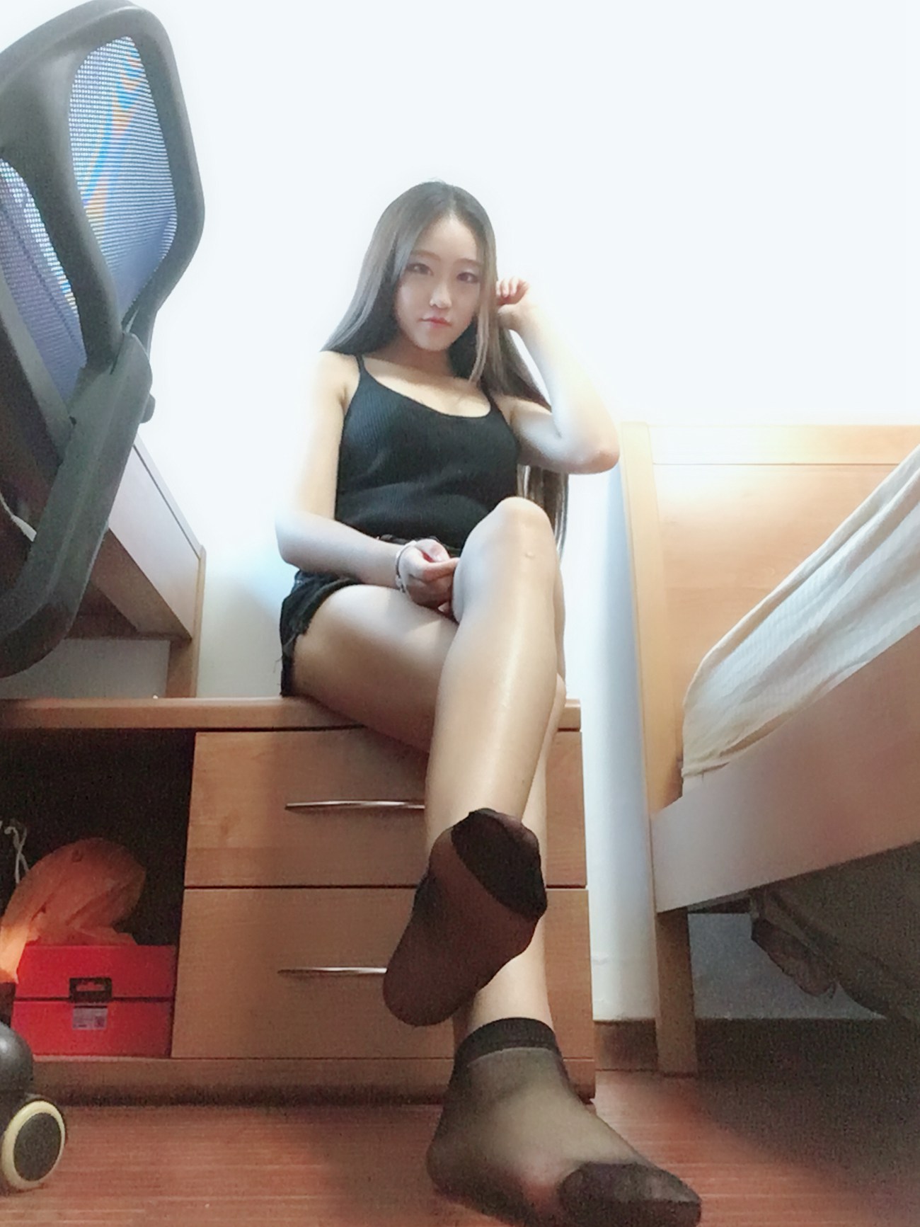 图片[46]-学妹校园寝室短丝系列010期 曾雨柔[96P] – 速更版-美库