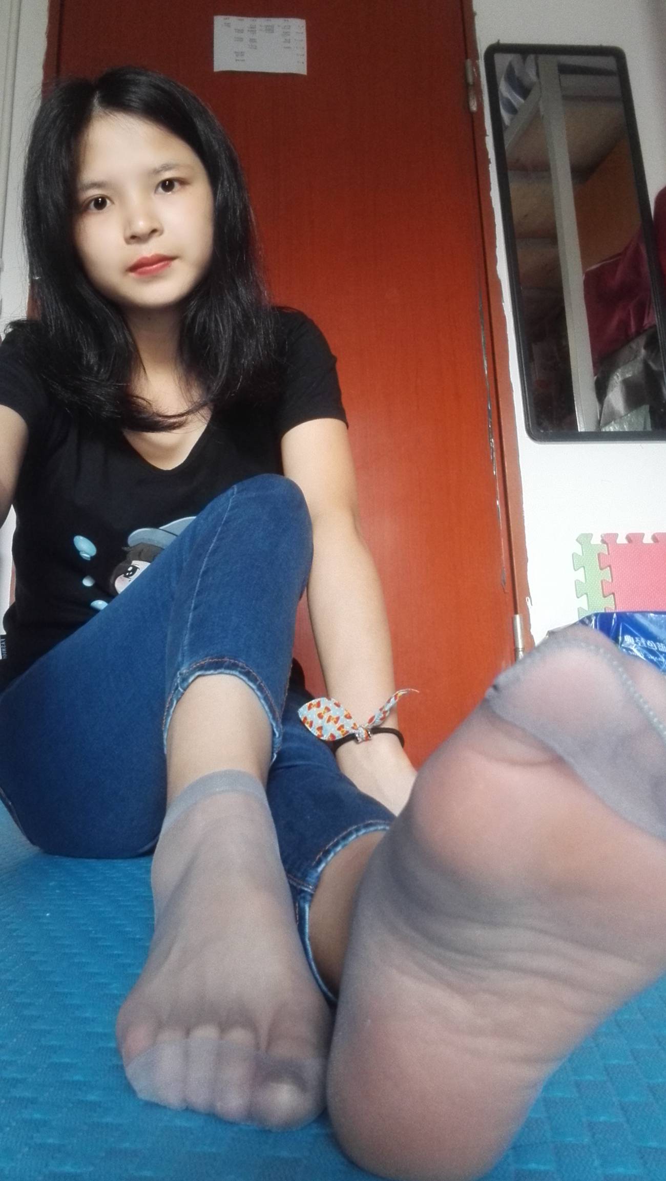 图片[28]-学妹校园寝室短丝系列011期 红萍[71P] – 速更版-美库