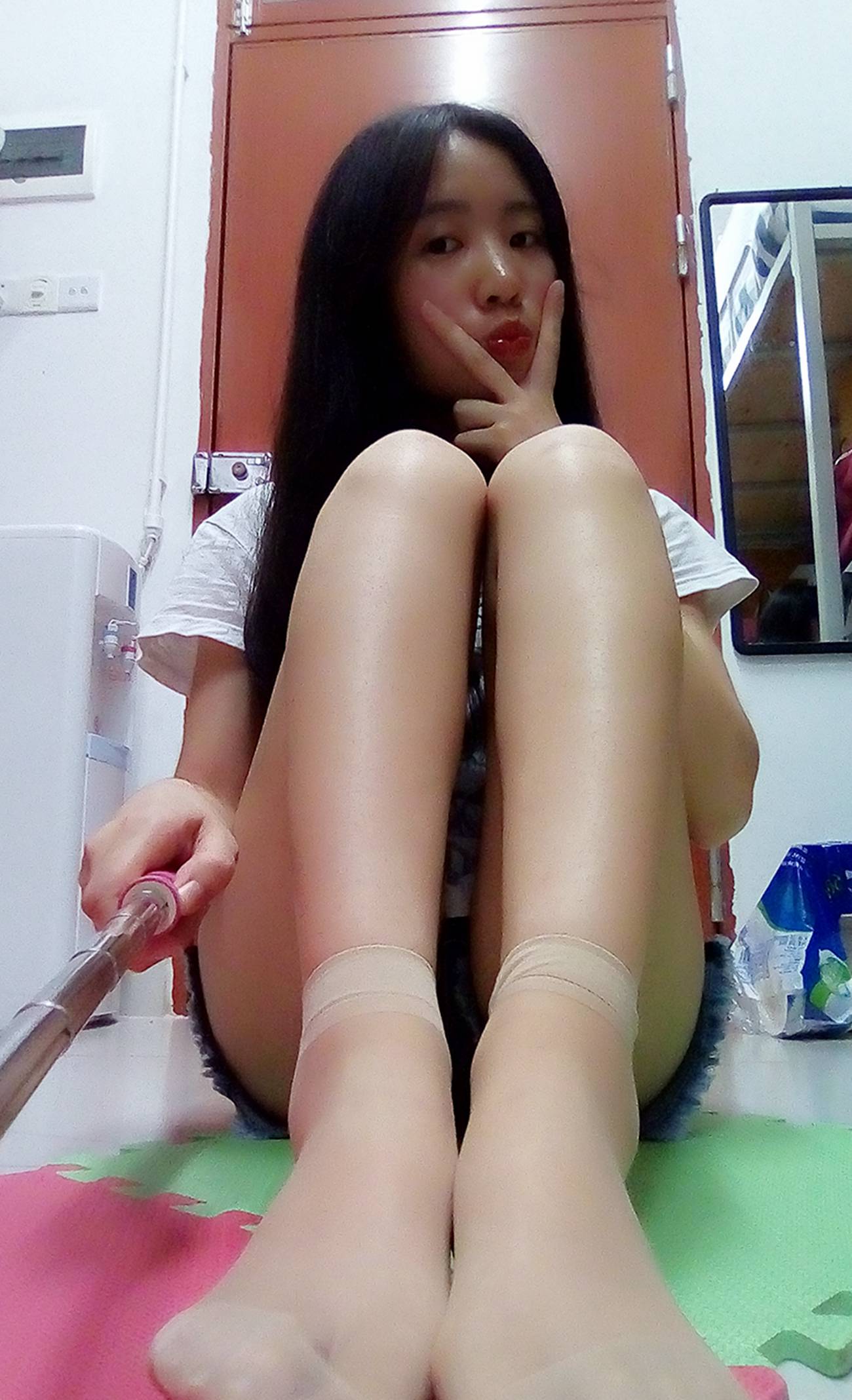 图片[59]-学妹校园寝室短丝系列011期 红萍[71P] – 速更版-美库