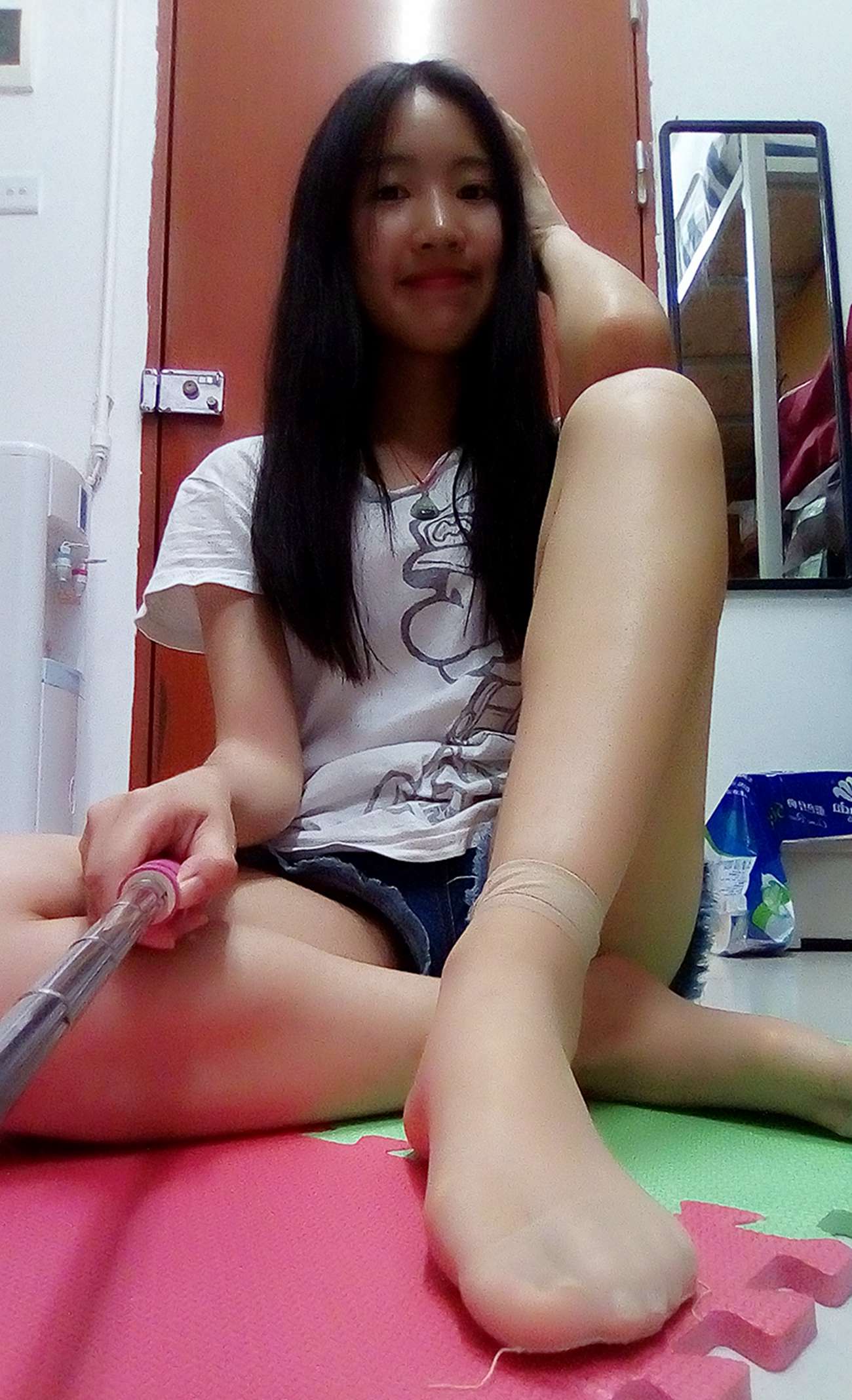 图片[61]-学妹校园寝室短丝系列011期 红萍[71P] – 速更版-美库