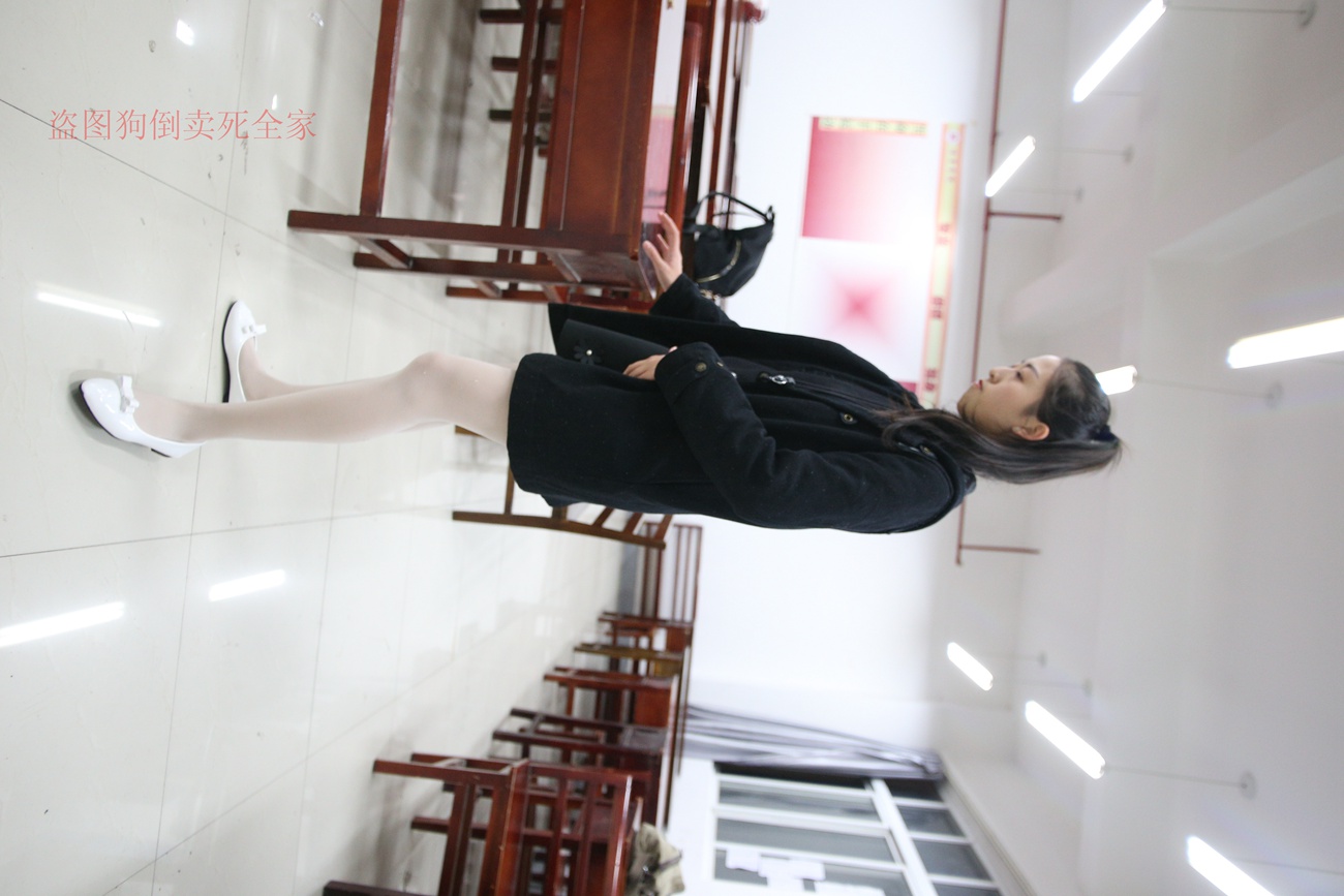 图片[33]-大西瓜爱牙膏-早期作品-Z4-4 教室电梯白袜 [336P] – 速更版-美库