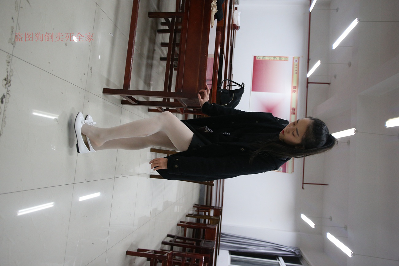 图片[36]-大西瓜爱牙膏-早期作品-Z4-4 教室电梯白袜 [336P] – 速更版-美库