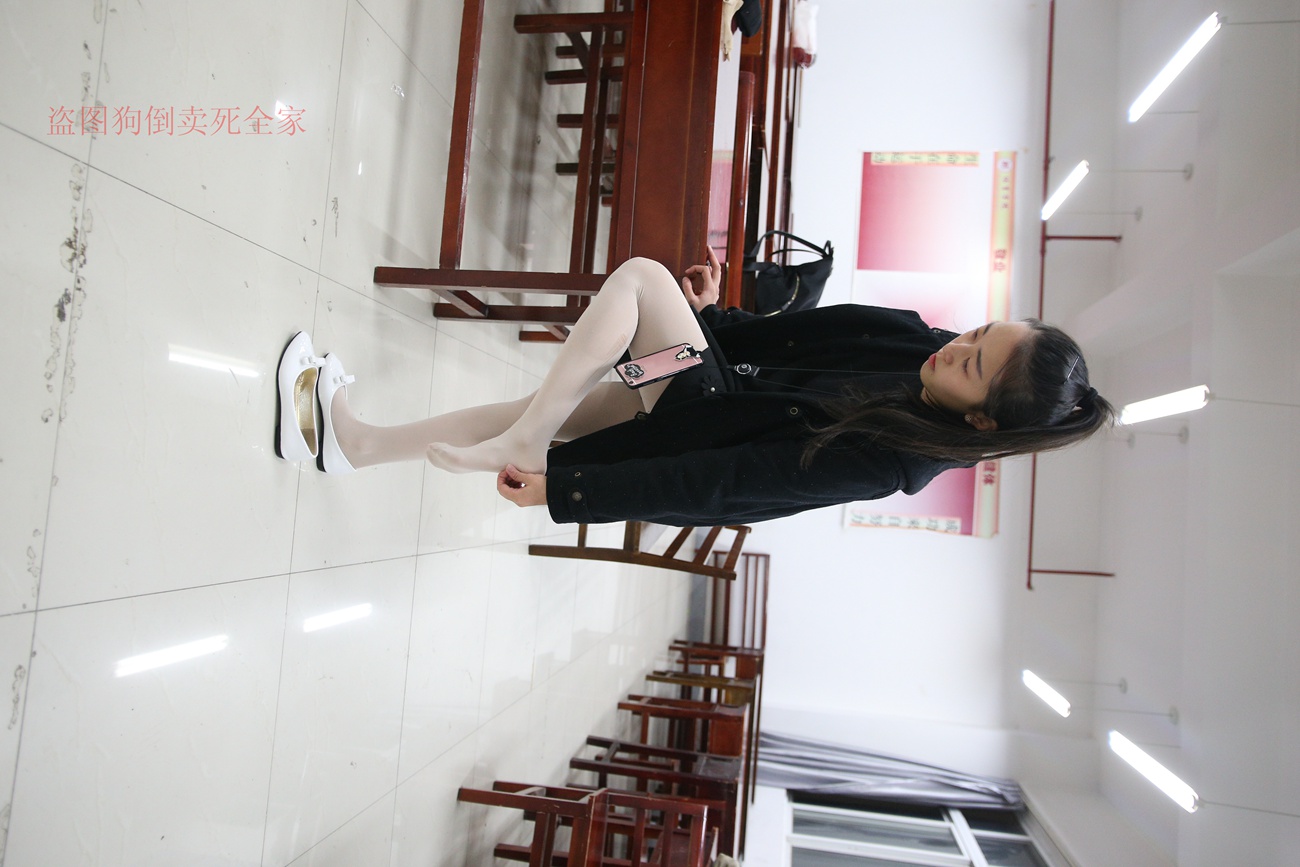 图片[38]-大西瓜爱牙膏-早期作品-Z4-4 教室电梯白袜 [336P] – 速更版-美库