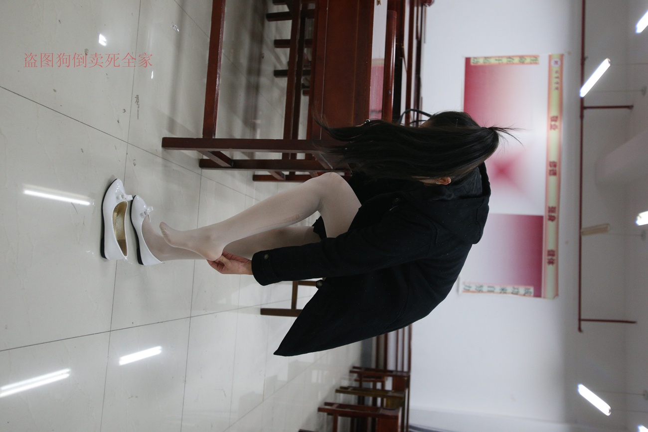 图片[45]-大西瓜爱牙膏-早期作品-Z4-4 教室电梯白袜 [336P] – 速更版-美库